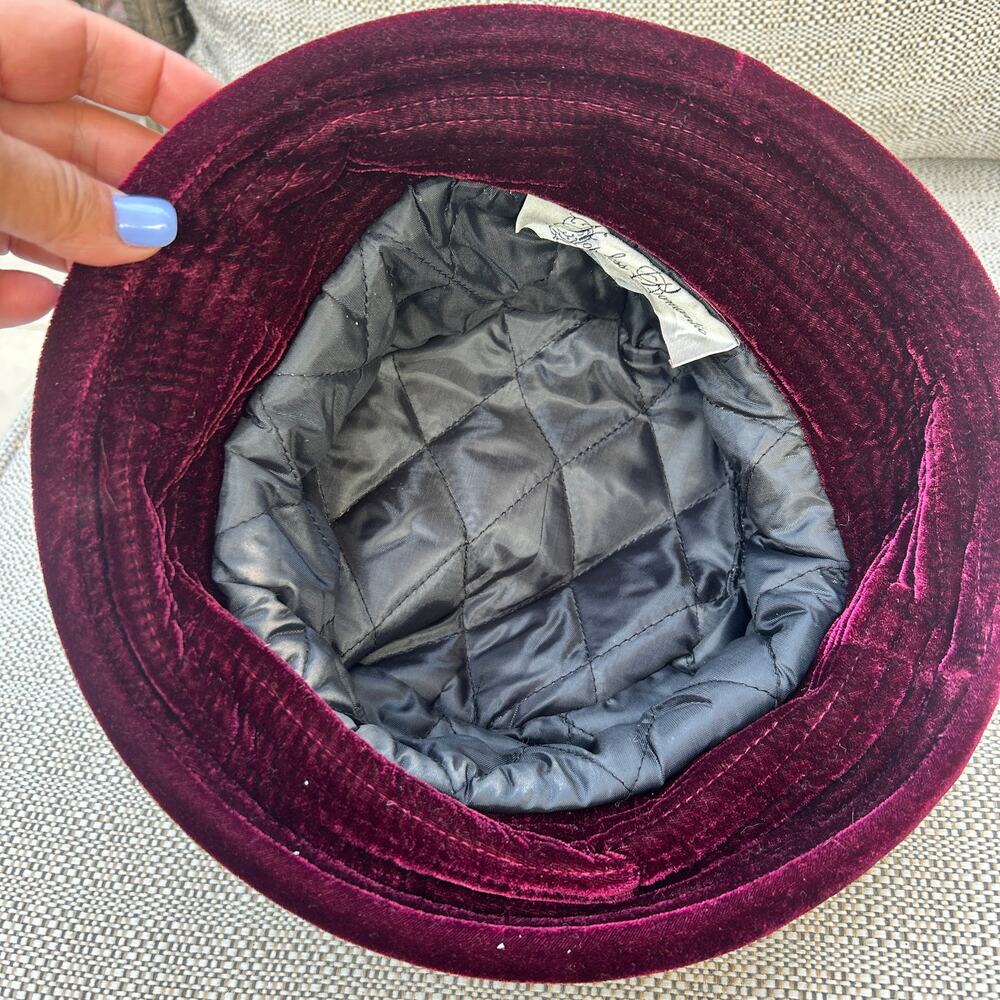 Hopeless Romantic Cloche Hat 1920s aesthetic Burgundy crushed velvet 3D roses - Picture 7 of 8